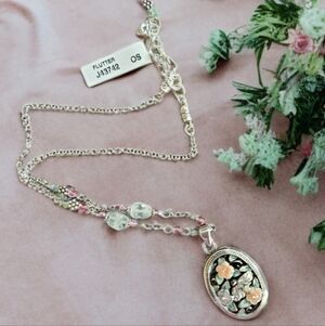 Silver and Pink Floral Pendant Necklace